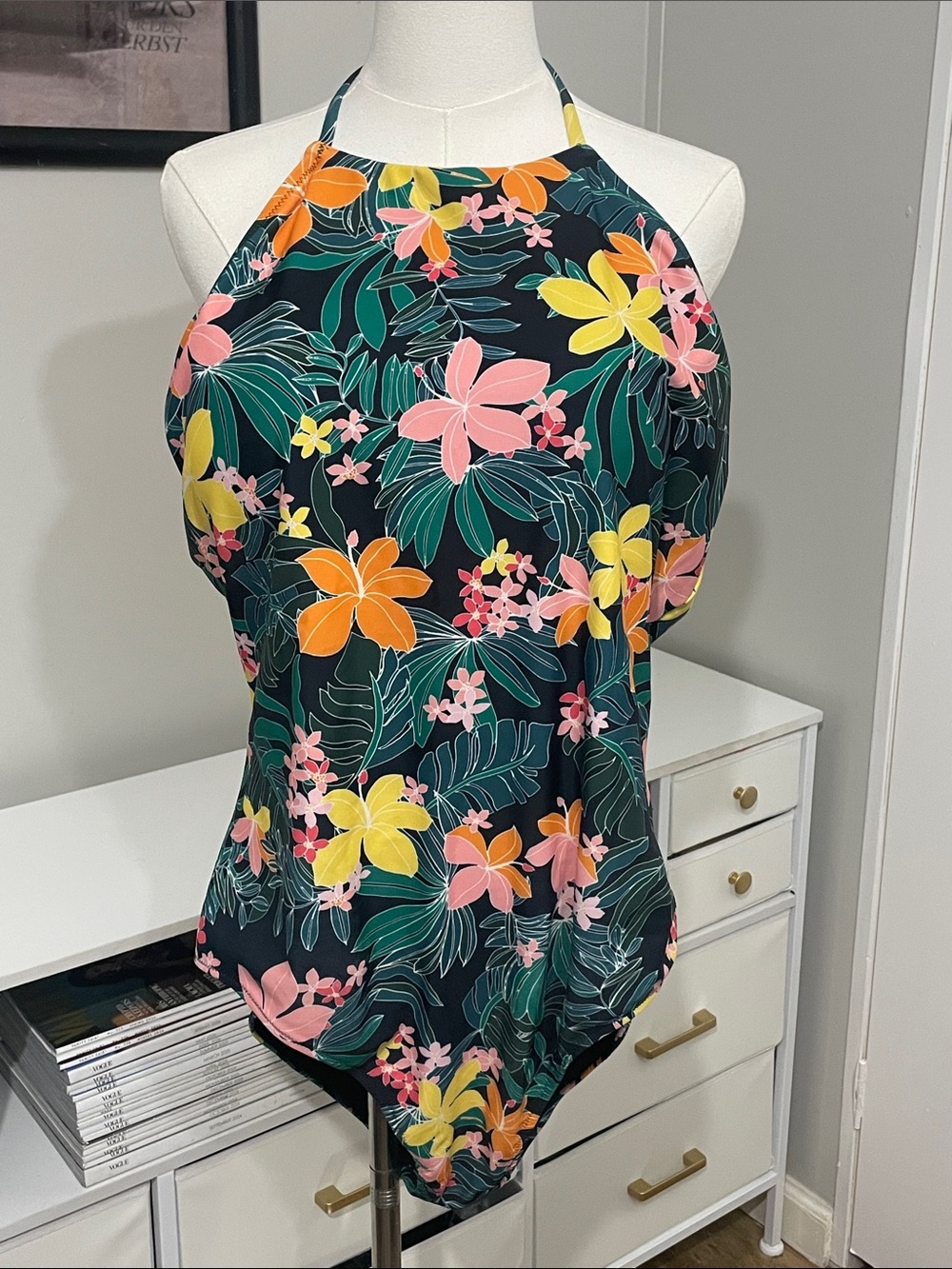 Old Navy 1 Pc. Swimsuit (XXL)